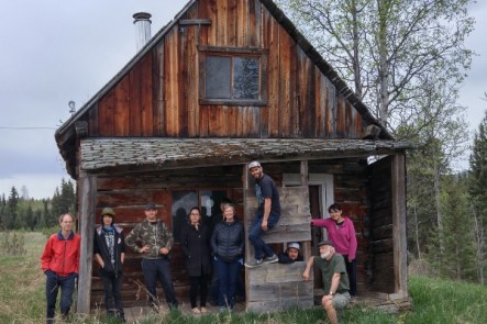 cabin again (600x400)